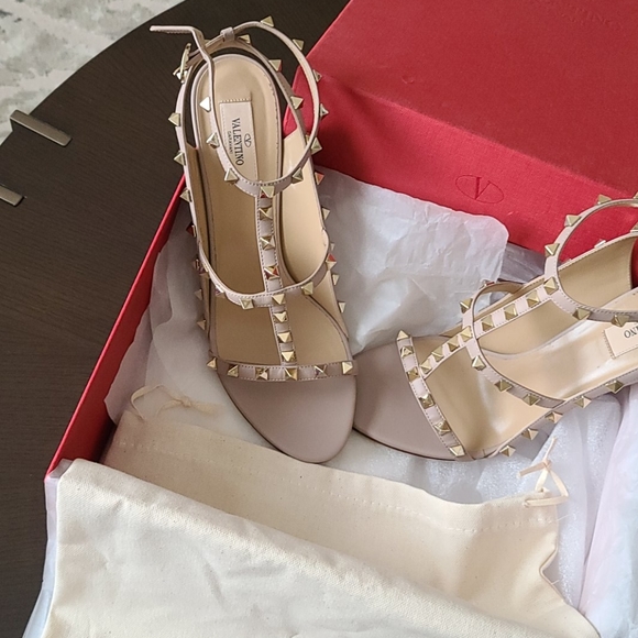 Valentino heels - Picture 7 of 8